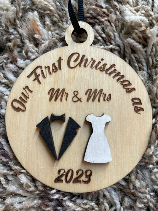 Ornament Mr & Mrs 1st Christmas
